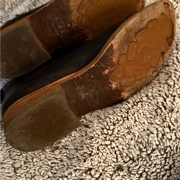 Sleek Black Ankle Boots - Picture 3 of 4